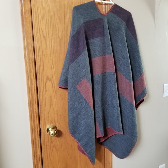 BB Dakota Southwestern Style Blanket Shawl Wrap Poncho – Western Coastal Cowgirl - Picture 9 of 9